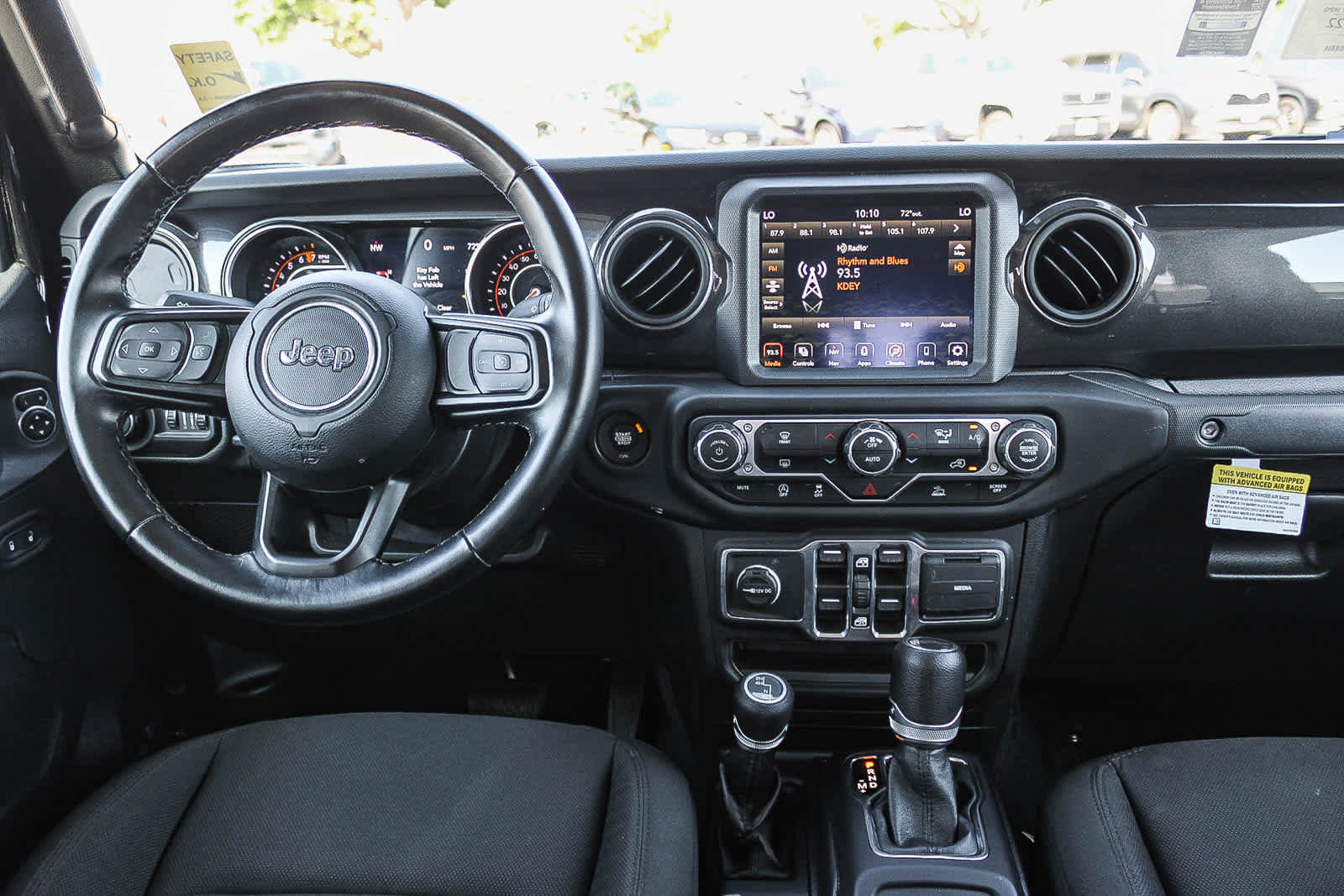 Used 2021 Jeep Gladiator Sport image 13