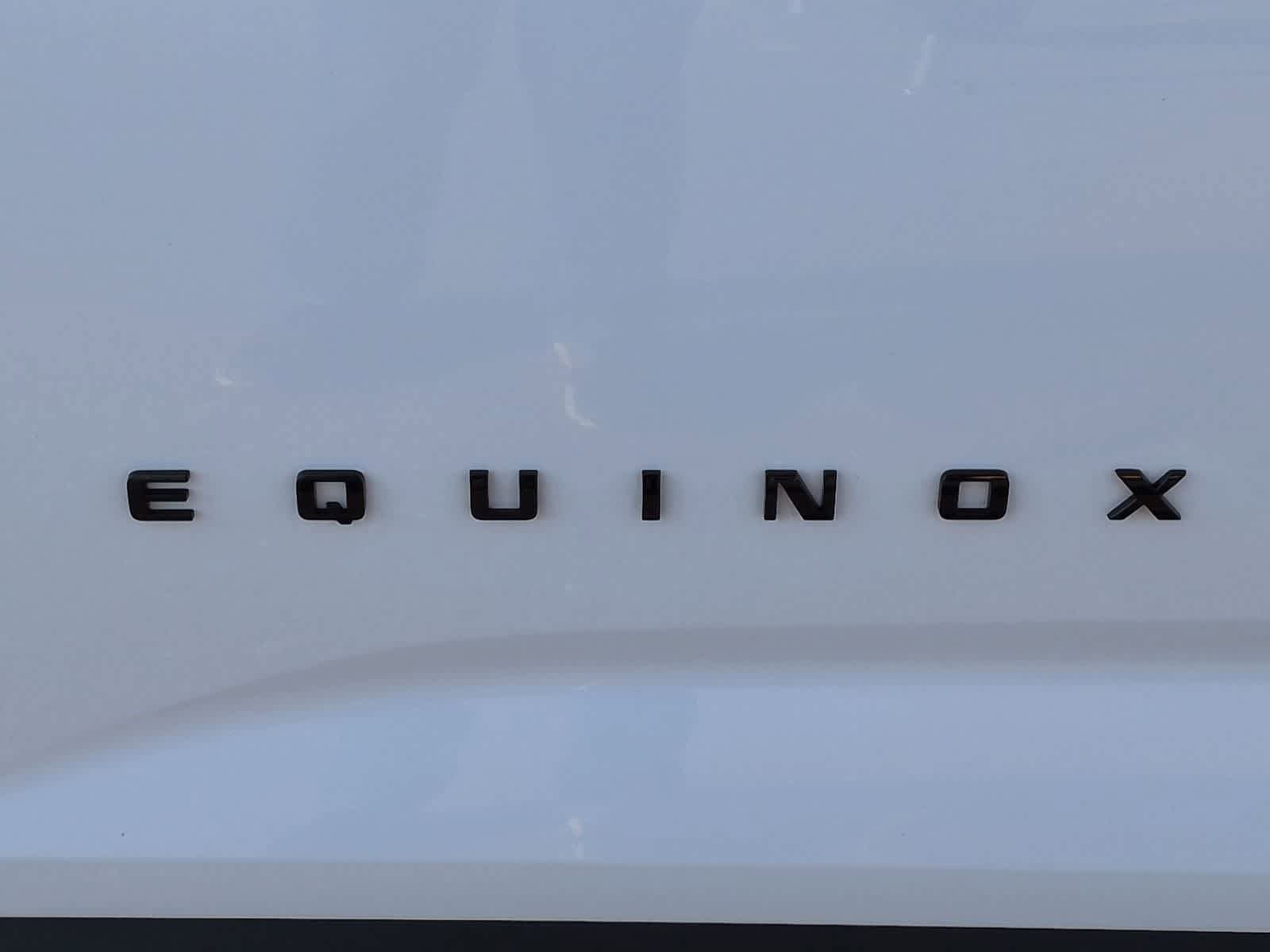 Used 2025 Chevrolet Equinox LT w/ Midnight Edition FWD image 13