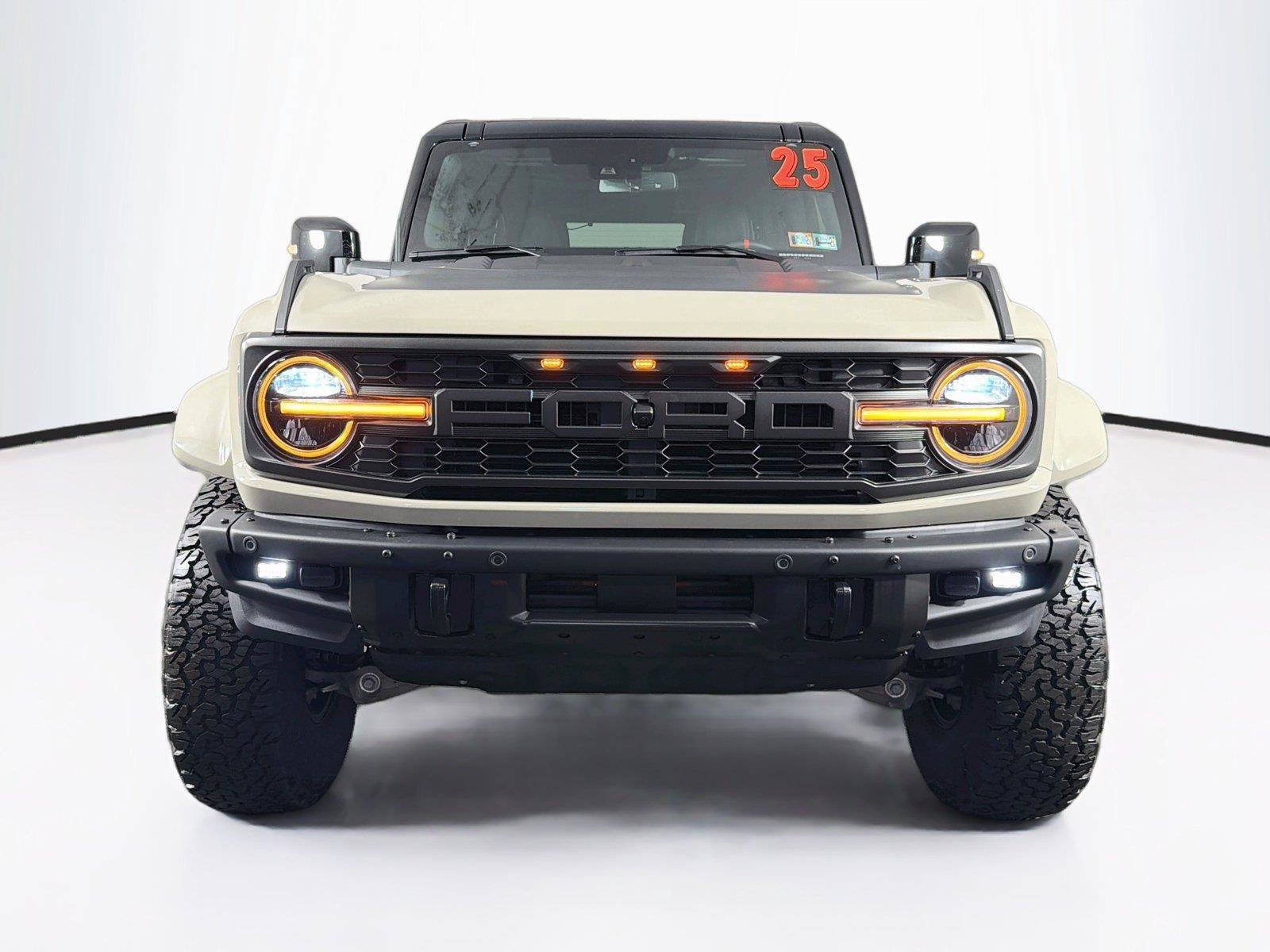 Used 2025 Ford Bronco Raptor AWD/4WD image 6