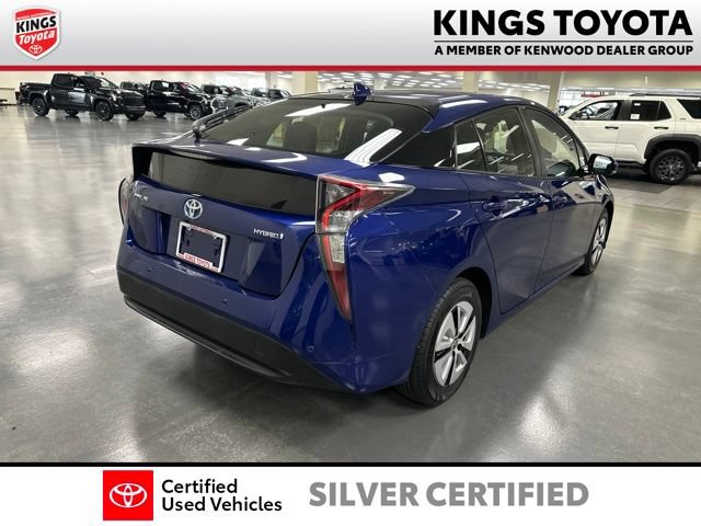 Certified 2017 Toyota Prius Four FWD image 9