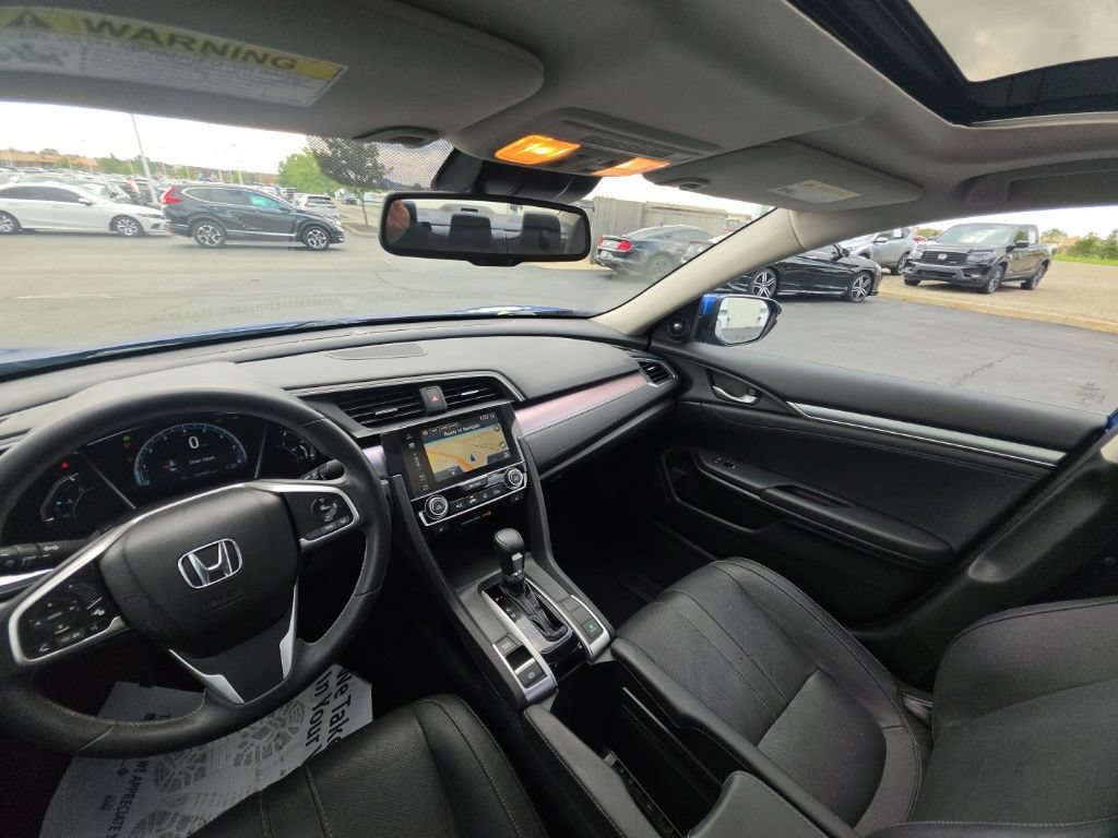 Used 2016 Honda Civic Touring image 27
