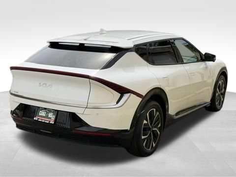 Used 2022 Kia EV6 Wind w/ Wind Technology Package AWD/4WD image 6