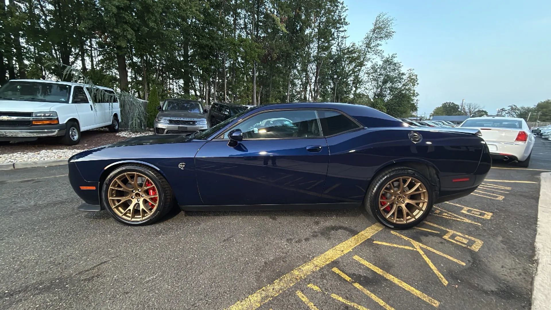 Used 2016 Dodge Challenger SRT Hellcat image 3