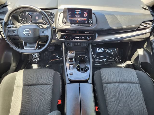 Certified 2025 Nissan Rogue SV FWD image 20
