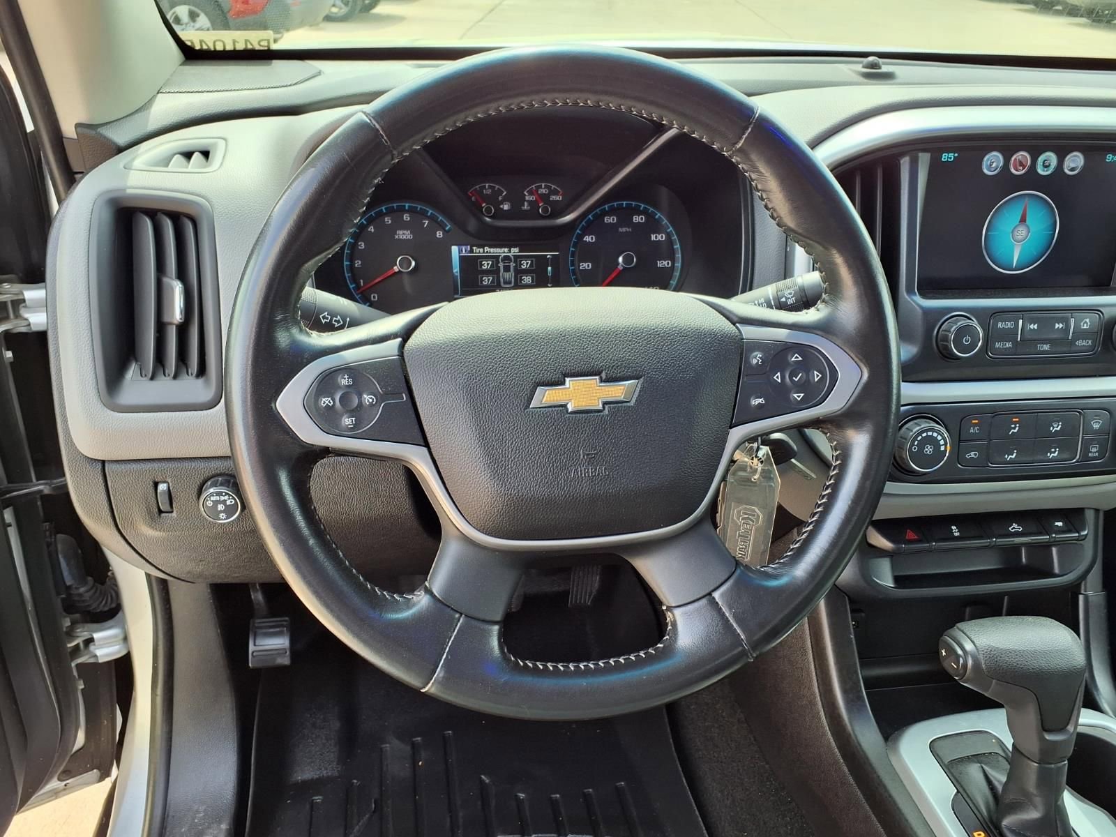 Used 2016 Chevrolet Colorado LT w/ LT Convenience Package image 16