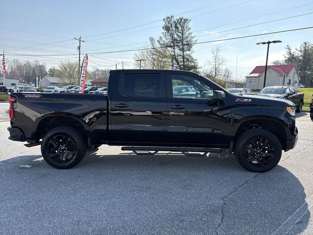 Used 2024 Chevrolet Silverado 1500 LT Trail Boss w/ Protection Package image 11