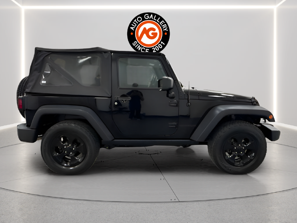 Used 2016 Jeep Wrangler Sport AWD/4WD image 3