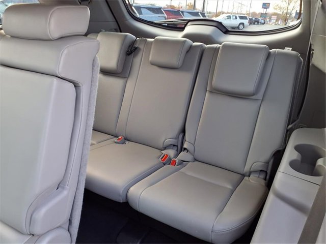 Used 2019 Toyota Highlander XLE image 17