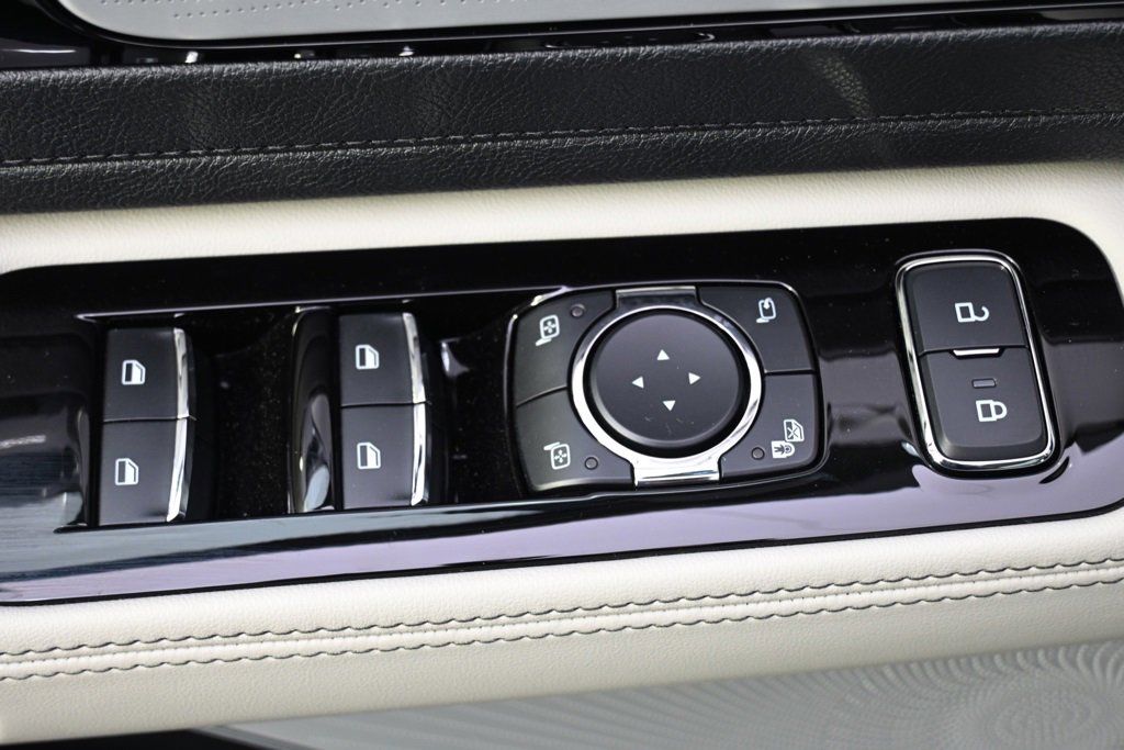 New 2026 Lincoln Aviator Reserve image 24