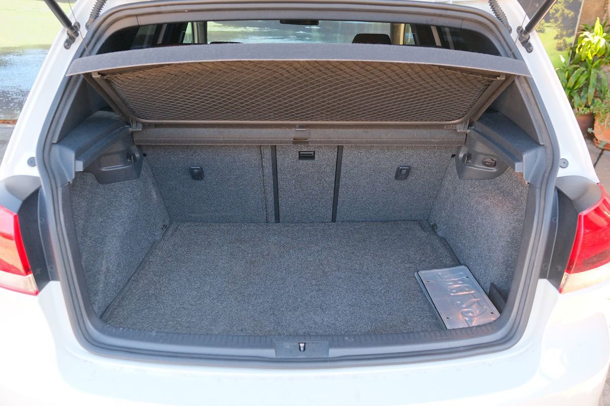 Used 2013 Volkswagen GTI 4-Door FWD image 29