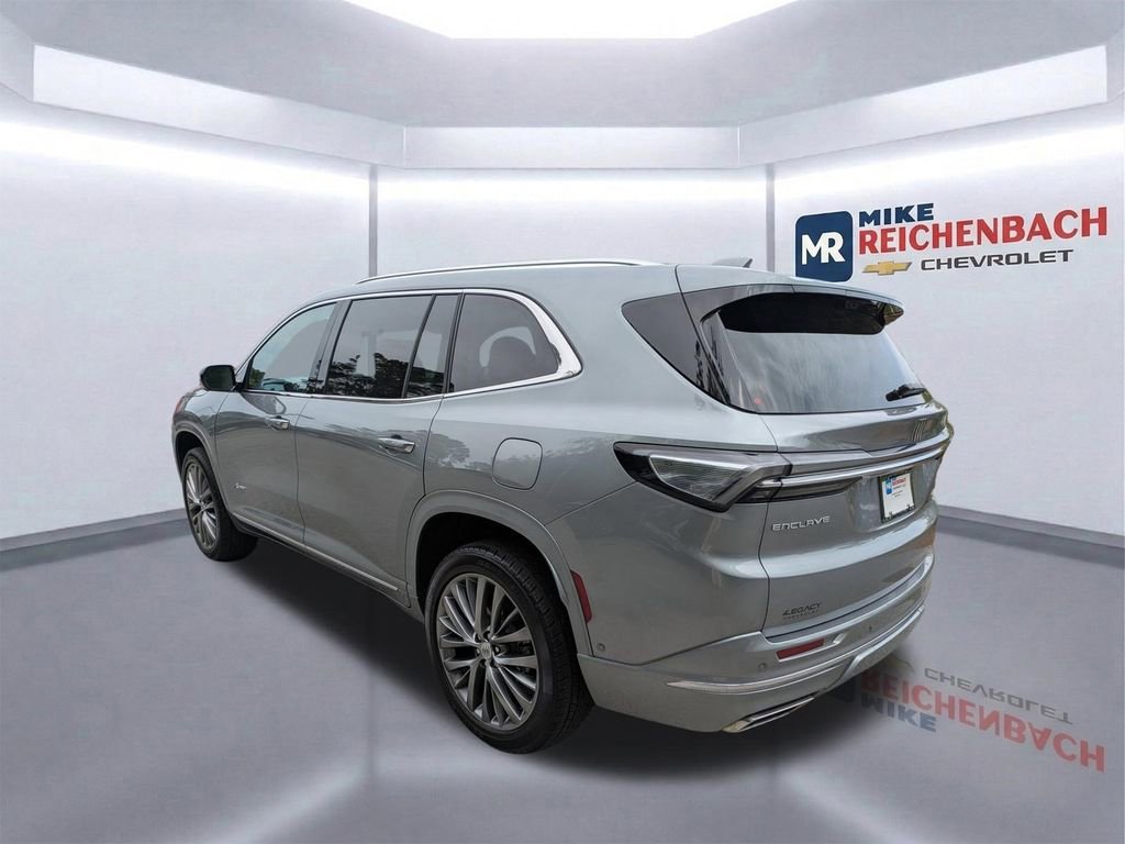 Used 2025 Buick Enclave Avenir w/ Super Cruise Package FWD image 6