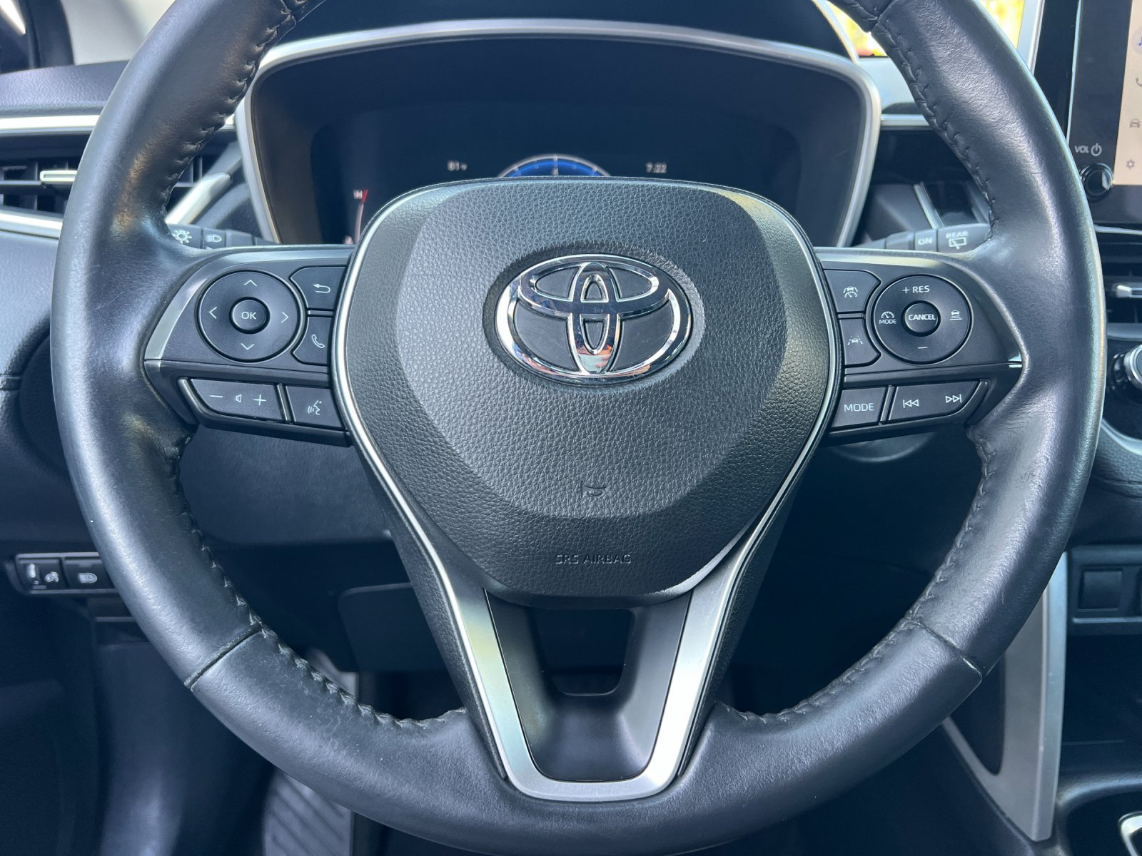 Used 2023 Toyota Corolla Cross XLE AWD/4WD image 22