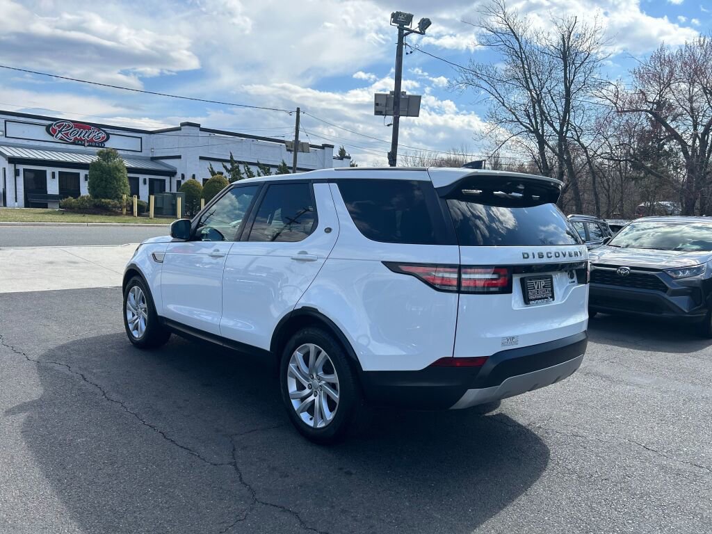 Used 2018 Land Rover Discovery HSE image 5
