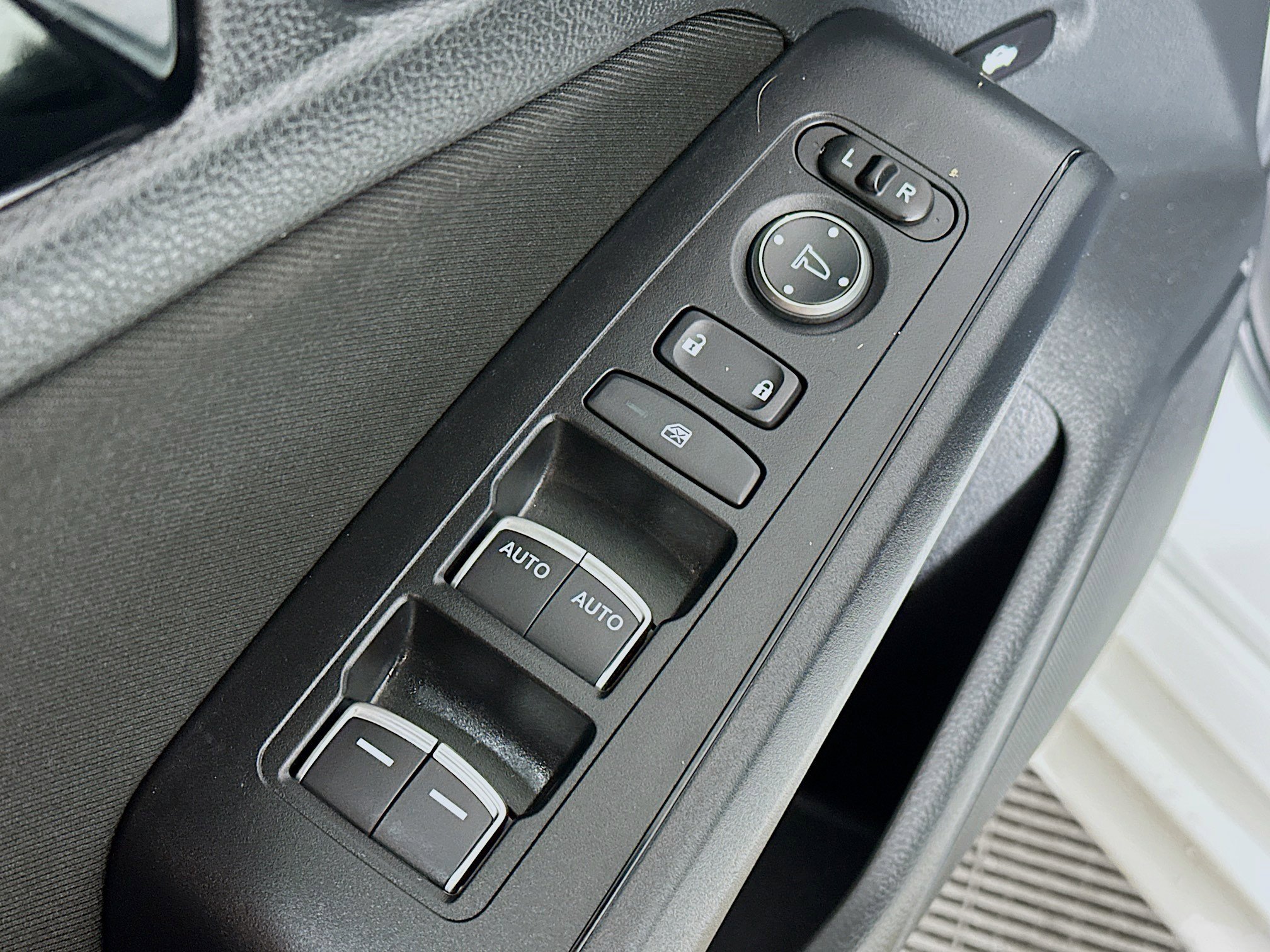 Certified 2025 Honda Civic Sport image 17