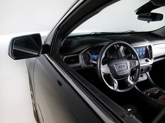 Used 2023 GMC Acadia SLE FWD image 24
