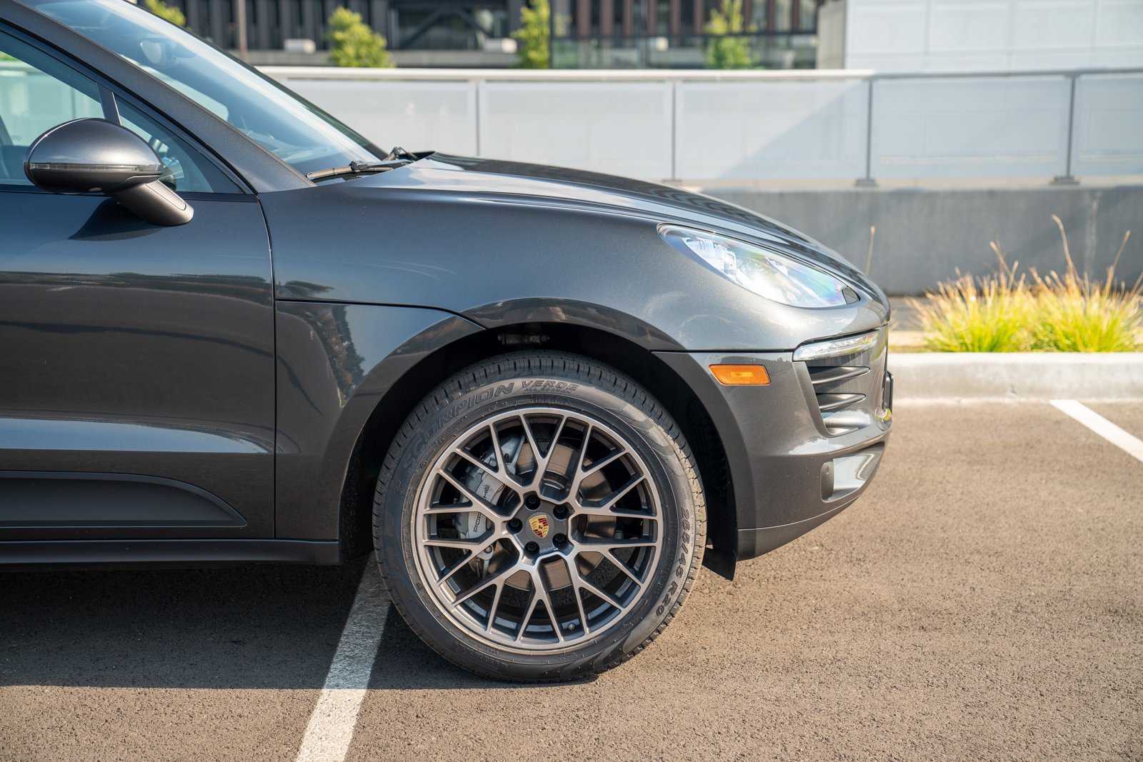 Used 2018 Porsche Macan S AWD/4WD image 9