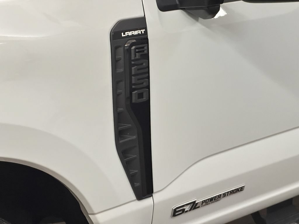 Certified 2025 Ford F250 Lariat w/ Lariat Ultimate Package AWD/4WD image 21