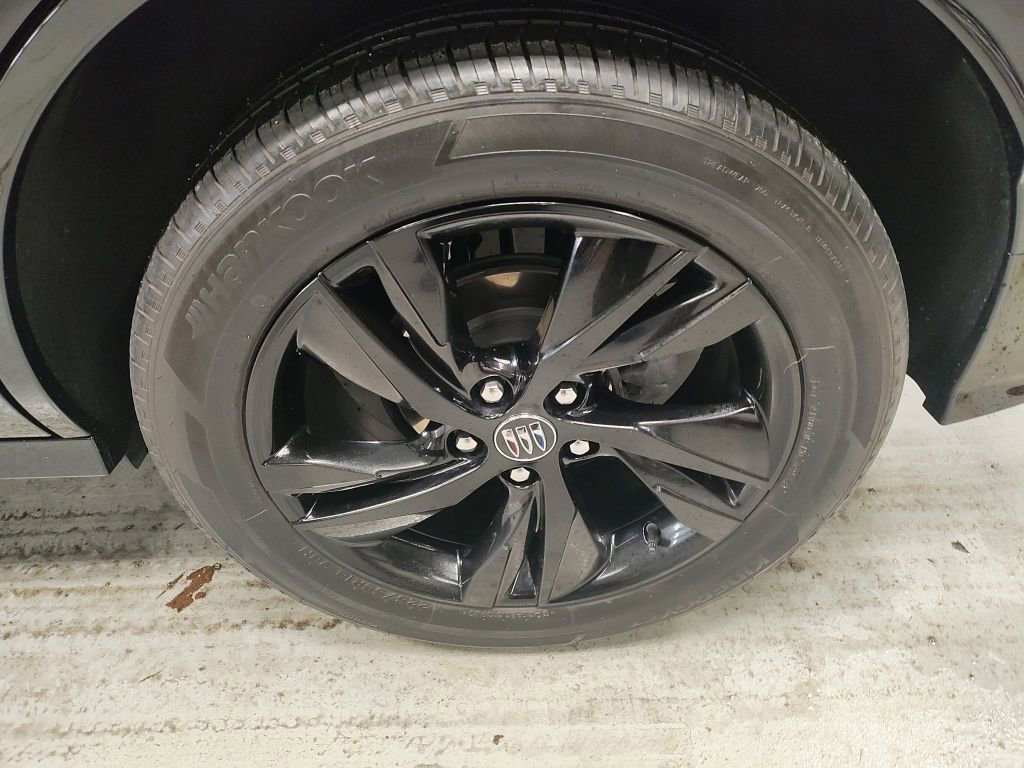 Certified 2024 Buick Encore GX Sport Touring w/ Advanced Technology Package image 20