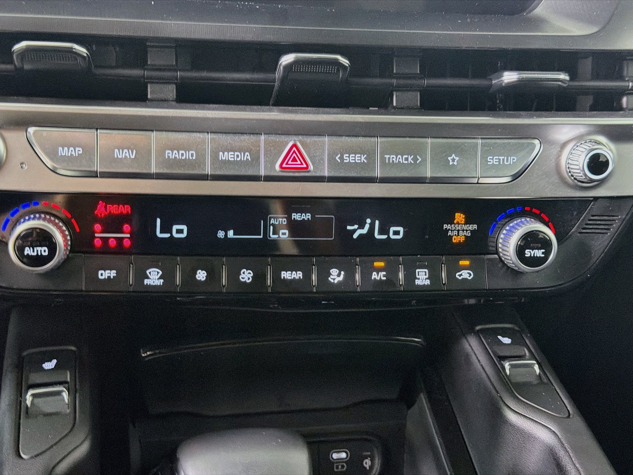 Used 2025 Kia Telluride S FWD image 23