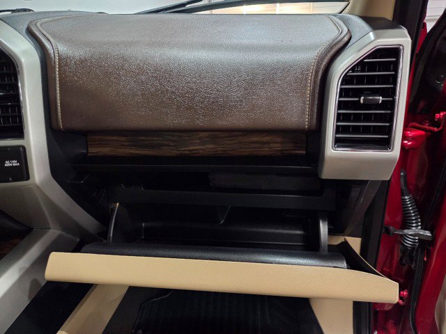 Used 2020 Ford F150 Lariat image 41