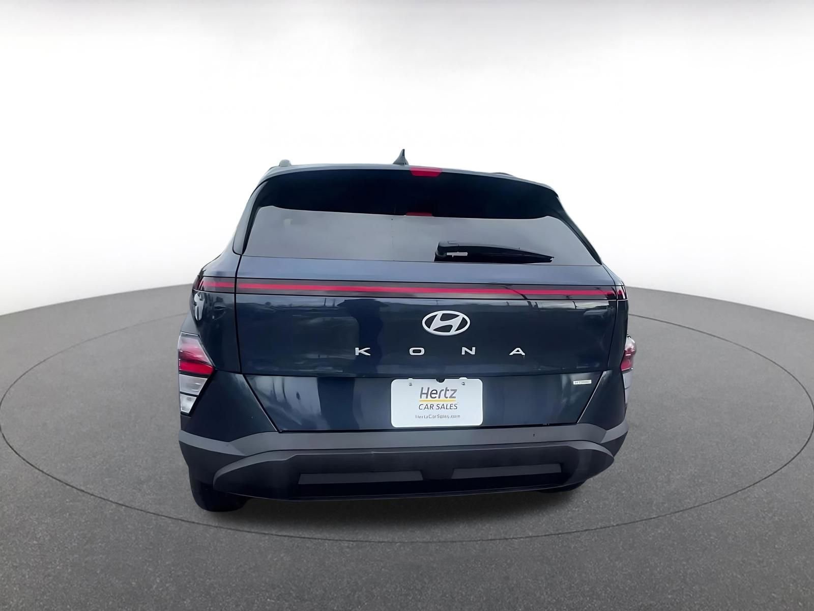 Used 2025 Hyundai Kona SEL image 12