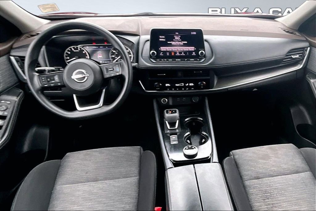 Used 2023 Nissan Rogue SV image 16