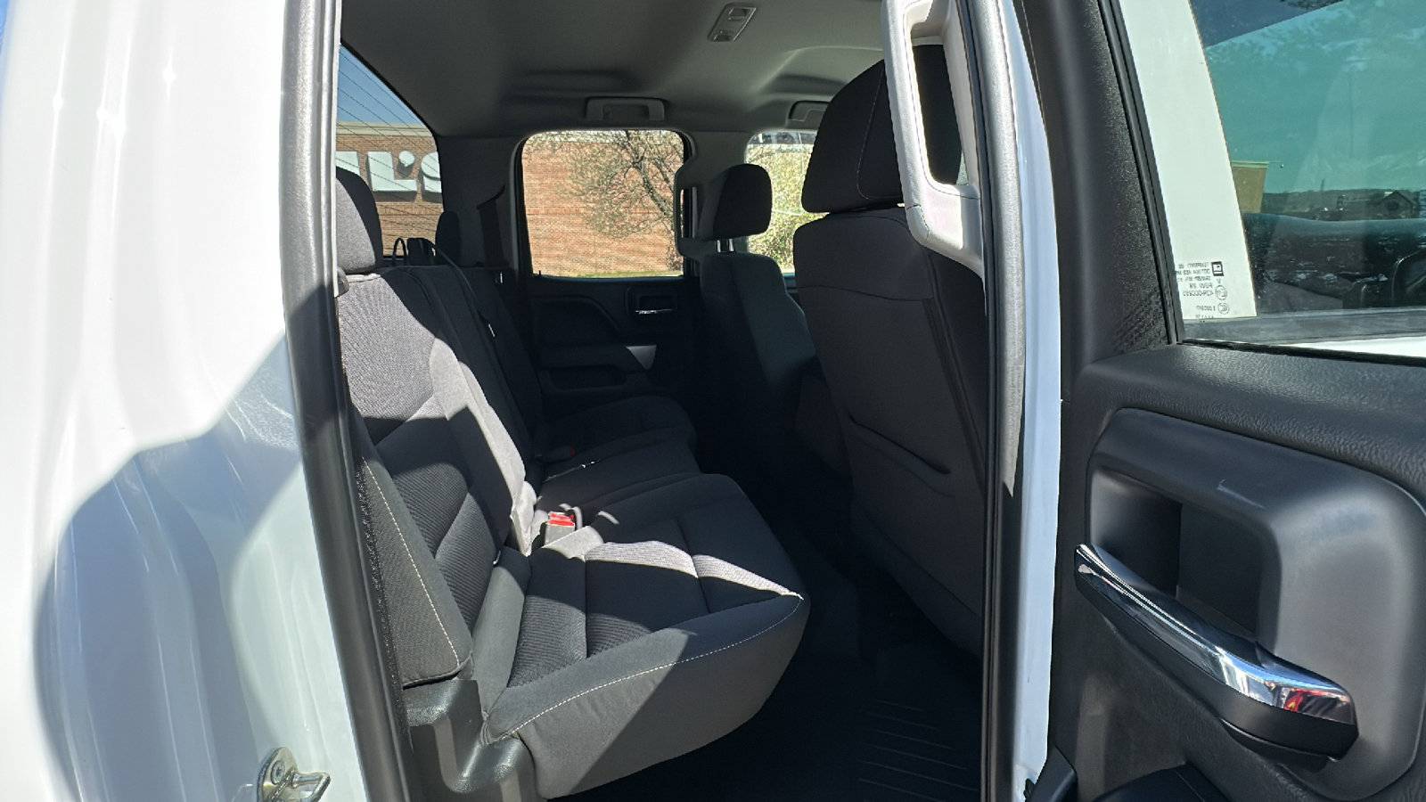Used 2018 Chevrolet Silverado 1500 LT w/ All Star Edition image 25