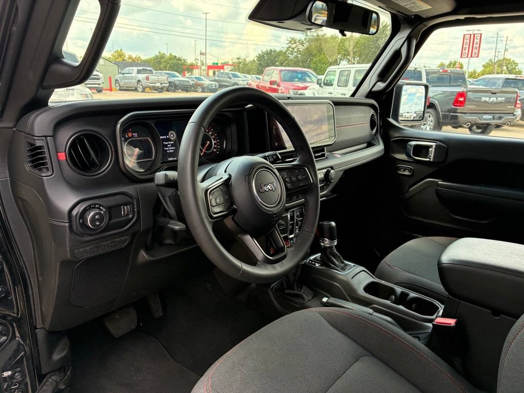 Used 2026 Jeep Gladiator Rubicon AWD/4WD image 4
