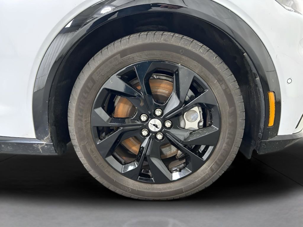 Used 2022 Ford Mustang Mach-E Premium image 11