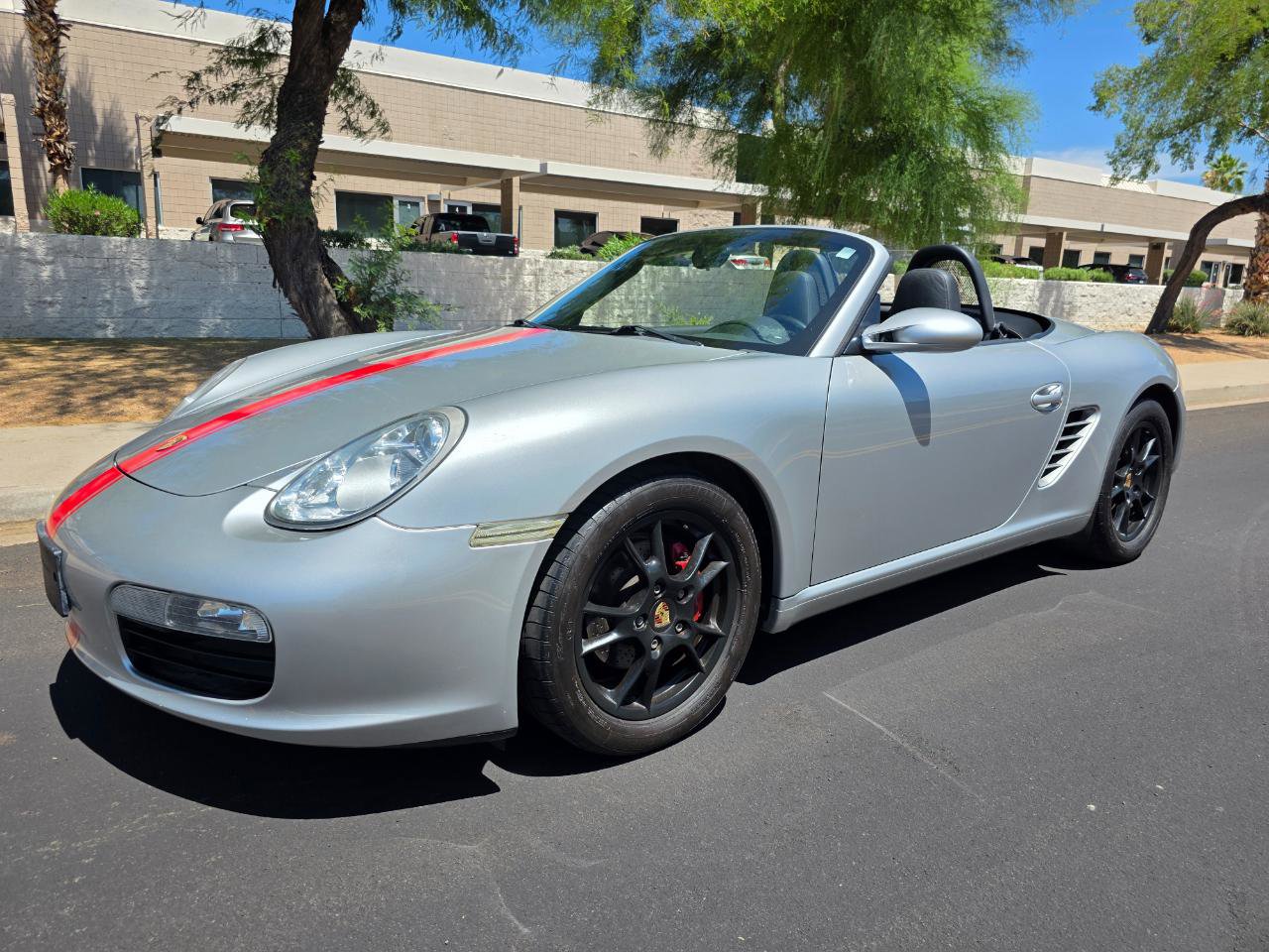 Used 2005 Porsche Boxster RWD image 3