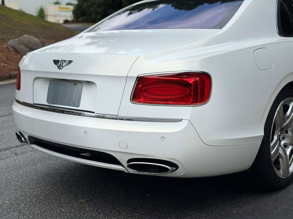 Used 2015 Bentley Flying Spur W12 AWD/4WD image 23