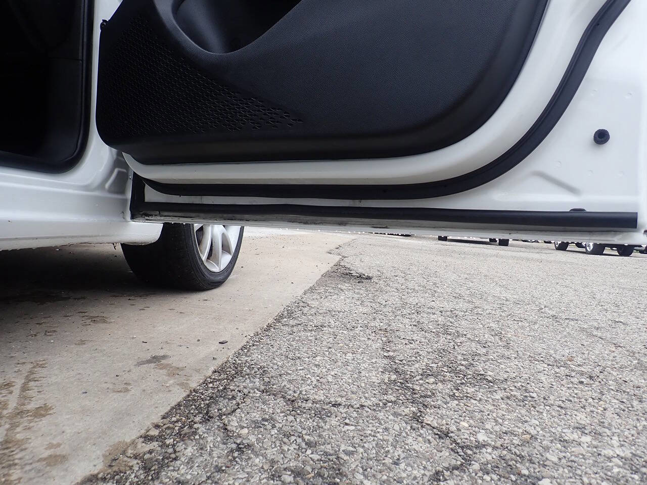 Used 2013 Dodge Dart SXT FWD image 32