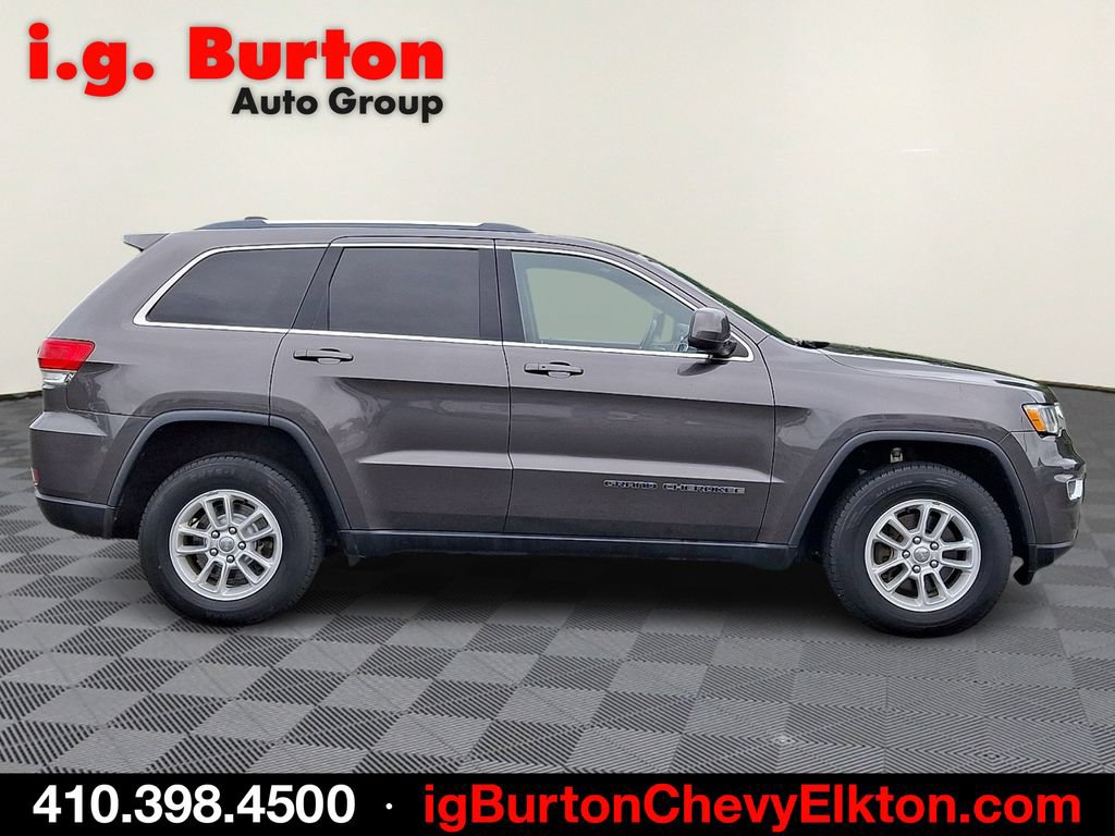 Used 2019 Jeep Grand Cherokee Laredo AWD/4WD image 7