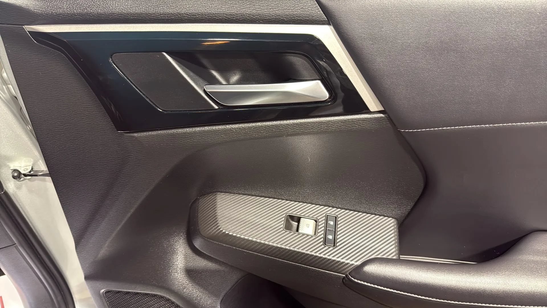 Used 2022 Mitsubishi Outlander SE AWD/4WD image 18
