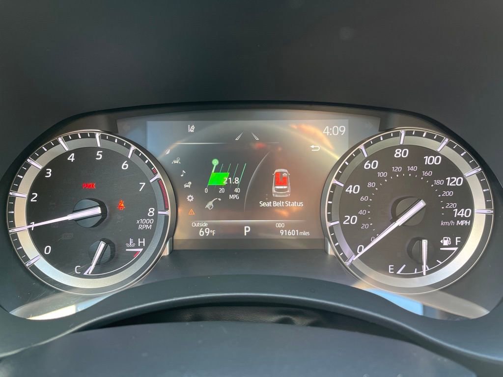 Used 2022 Toyota Highlander Limited image 19