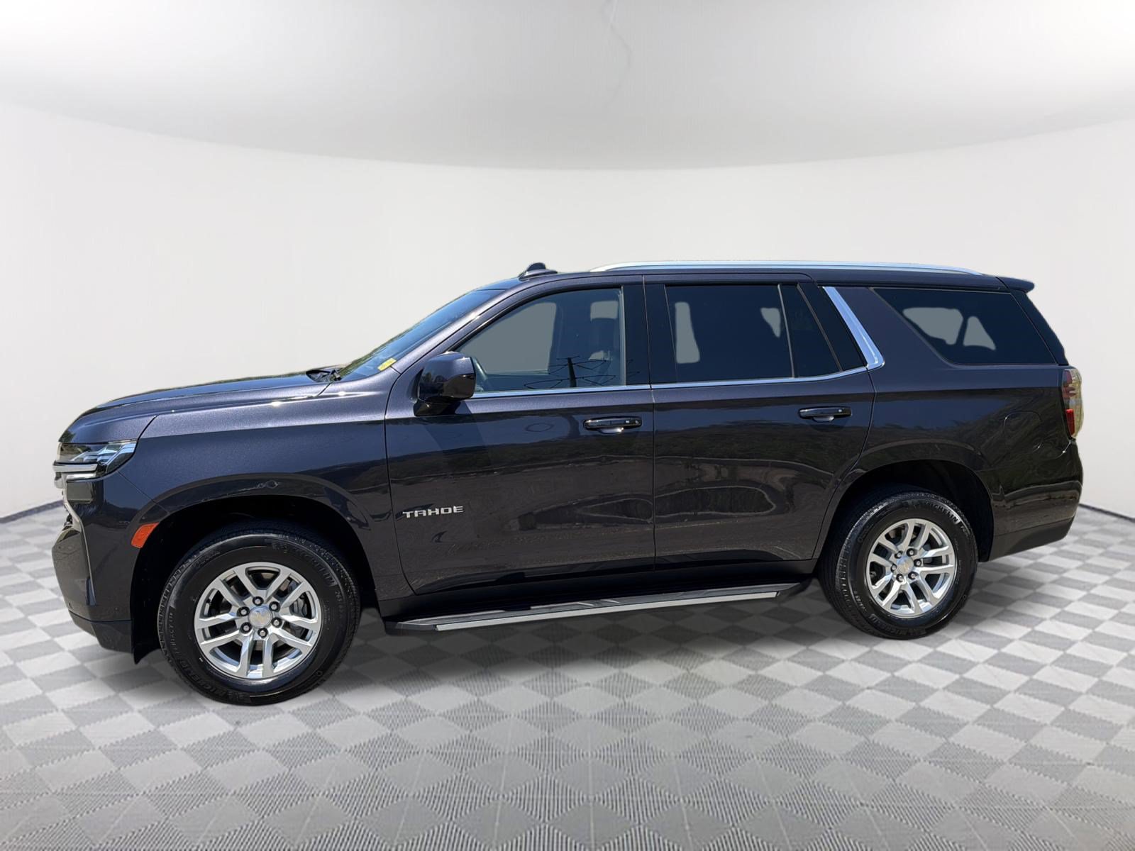 Used 2024 Chevrolet Tahoe LT AWD/4WD image 8