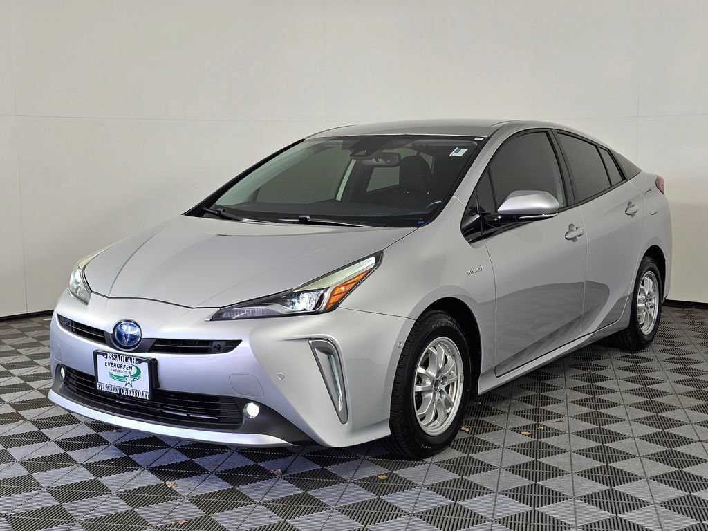 Used 2020 Toyota Prius XLE w/ Advanced Technology Package AWD/4WD image 3