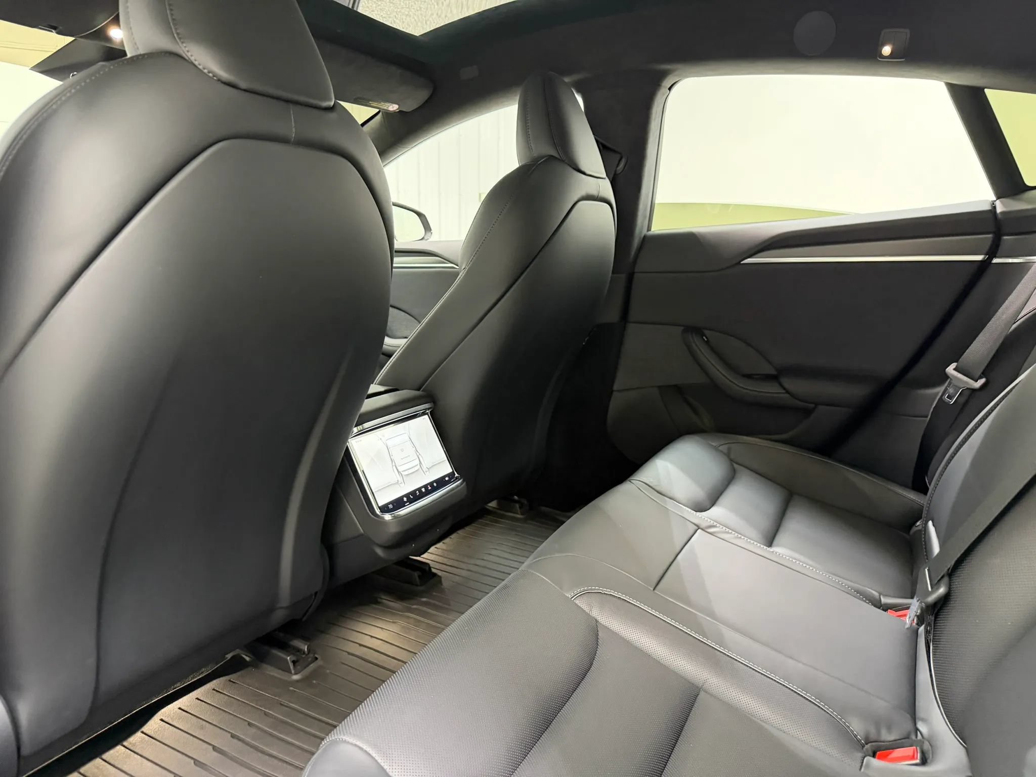 Used 2023 Tesla Model S Plaid AWD/4WD image 16