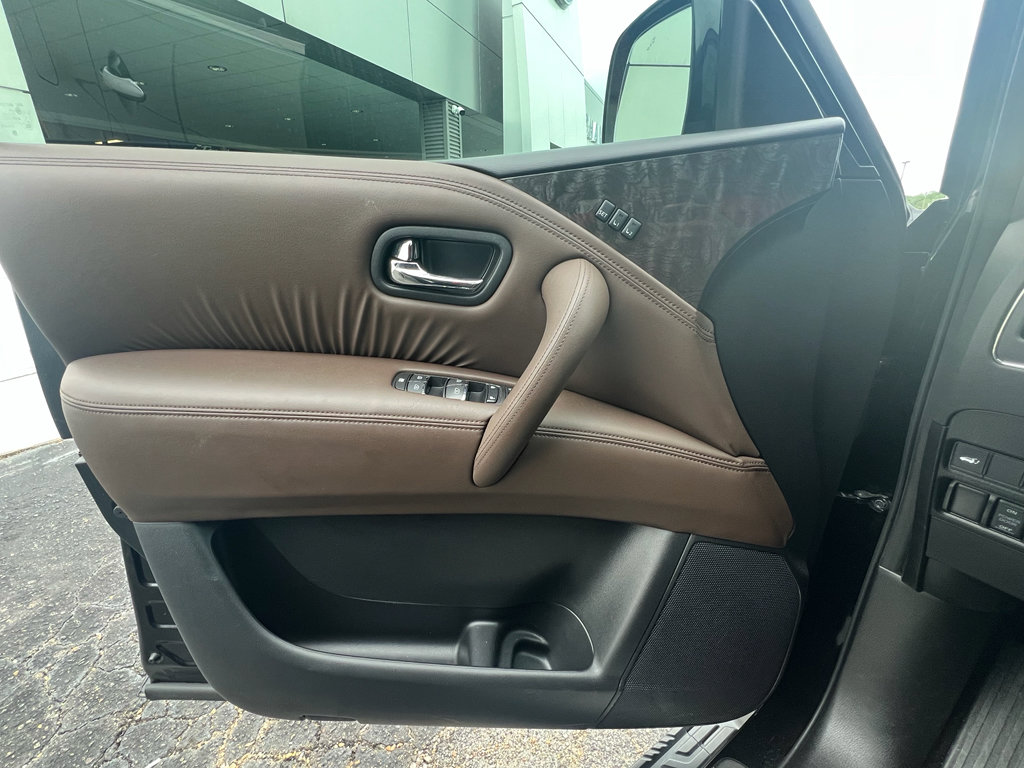 Used 2024 Nissan Armada Platinum w/ Captain's Chairs Package AWD/4WD image 16