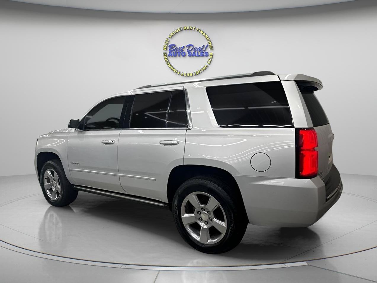 Used 2019 Chevrolet Tahoe Premier AWD/4WD image 4