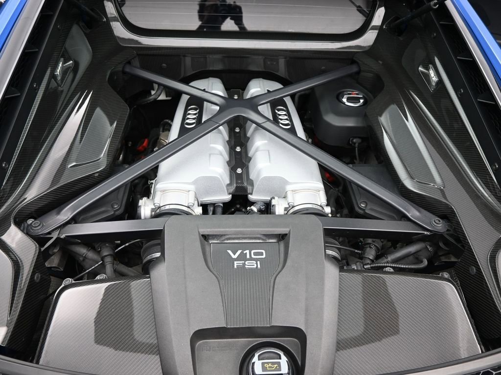 Used 2018 Audi R8 V10 plus w/ 20" Wheel Package image 46