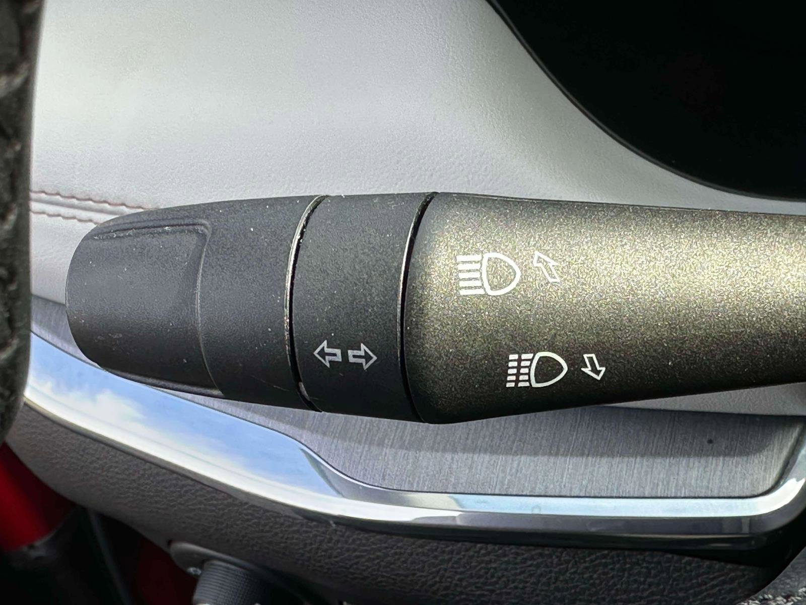 Used 2023 Jeep Compass Limited w/ Elite Group image 24