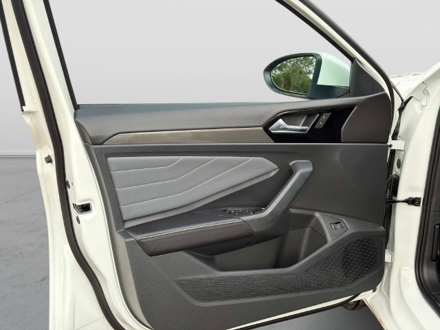 New 2027 Volkswagen Jetta SEL FWD image 16