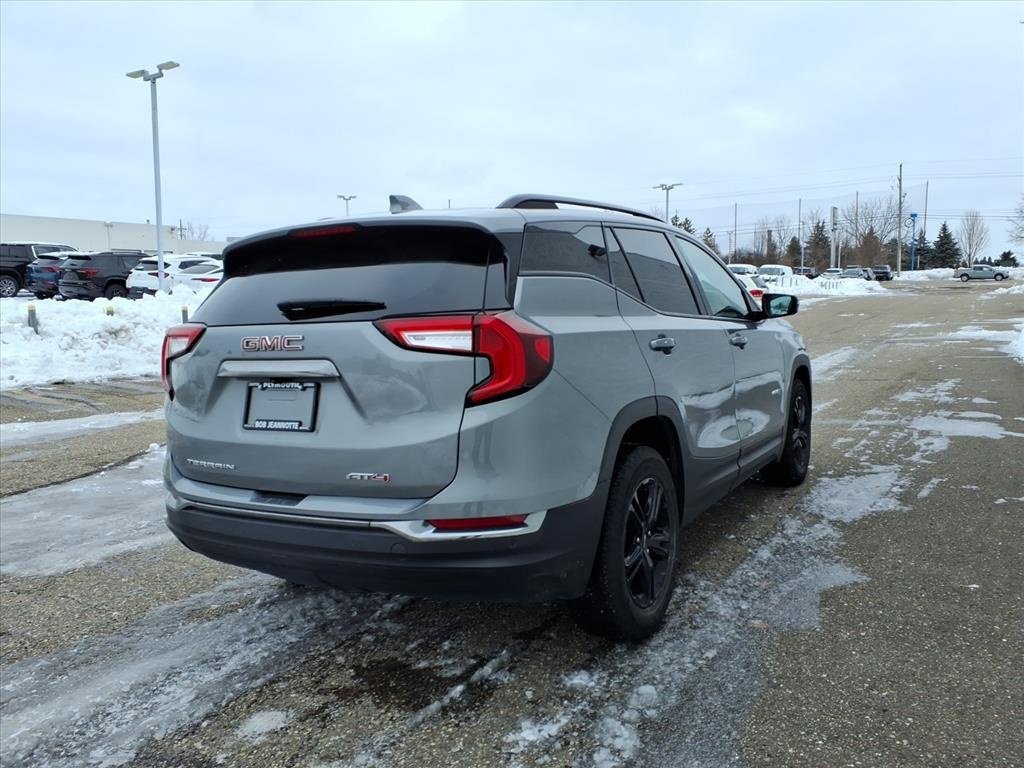 Certified 2023 GMC Terrain AT4 image 4