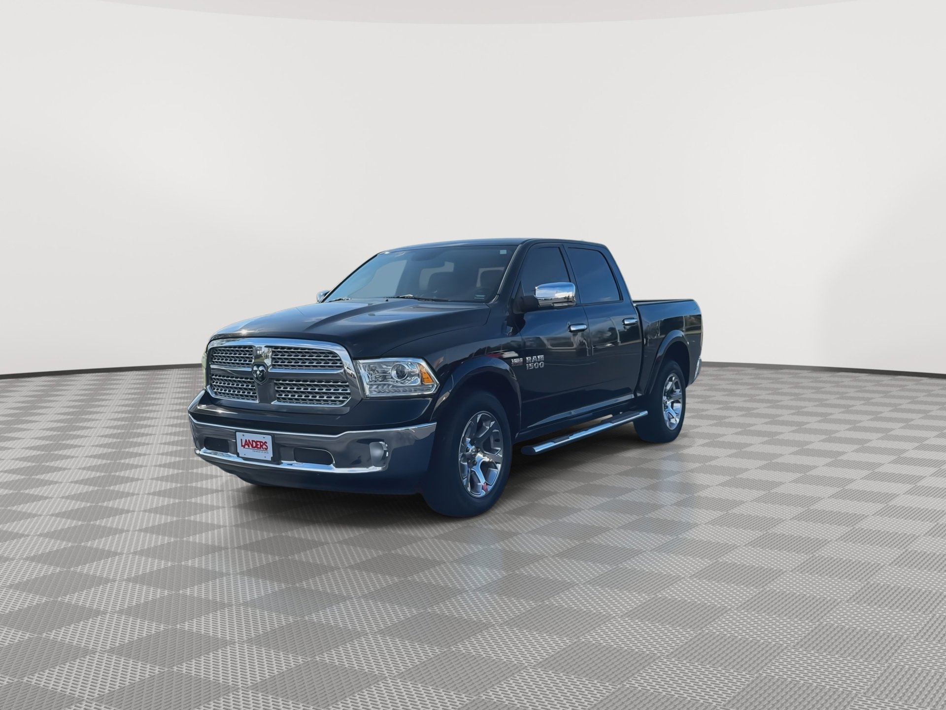 Used 2013 RAM 1500 Laramie w/ Convenience Group image 4