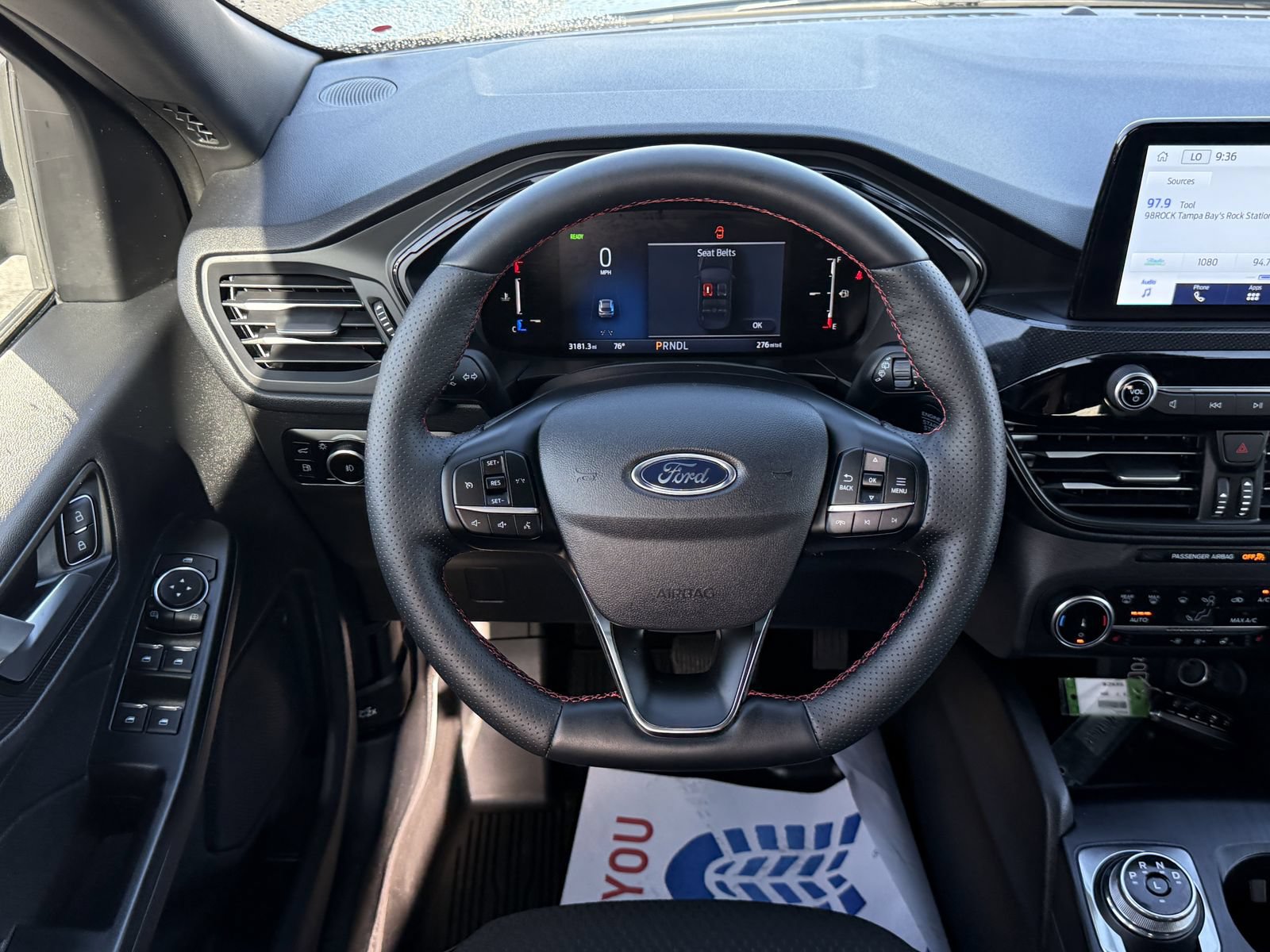 Used 2025 Ford Escape ST-Line Select AWD/4WD image 13