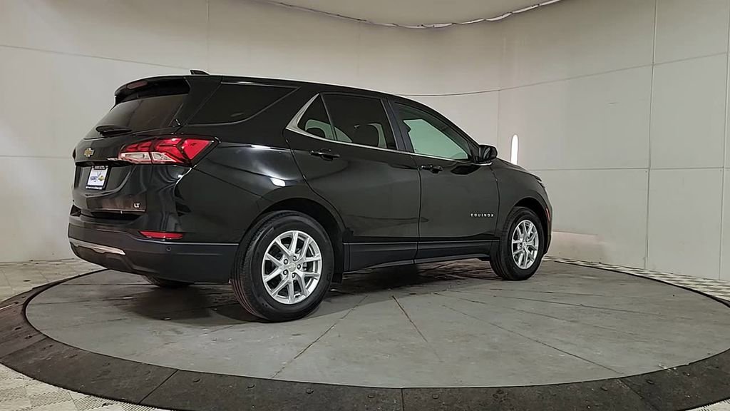 Used 2024 Chevrolet Equinox LT image 6
