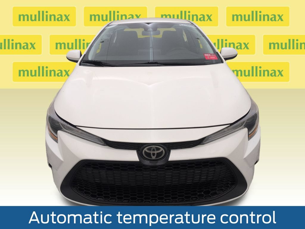 Used 2020 Toyota Corolla LE FWD image 14
