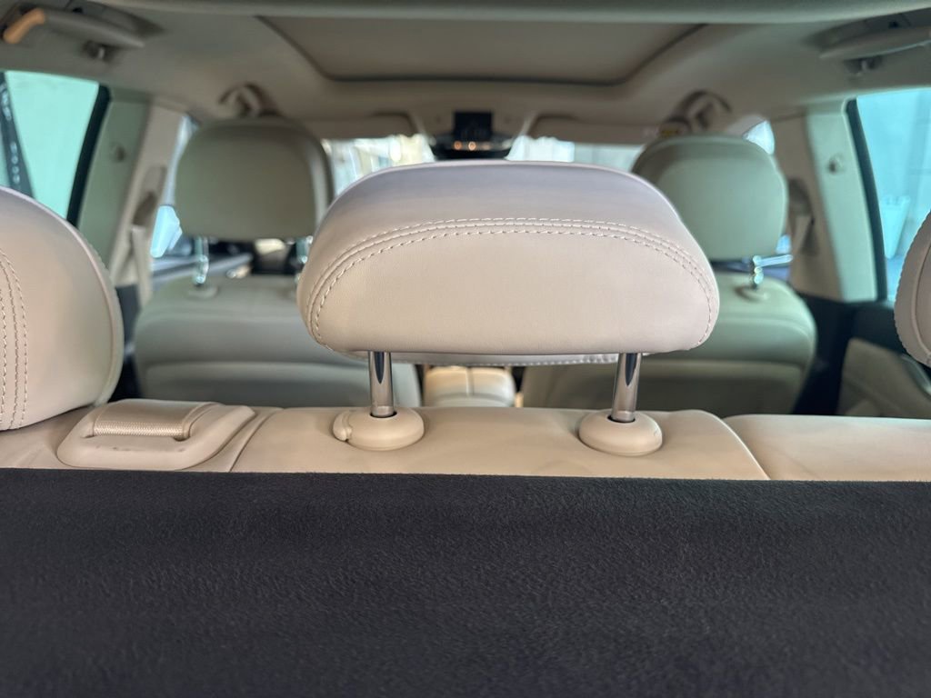 Used 2022 Maserati Levante GT AWD/4WD image 13