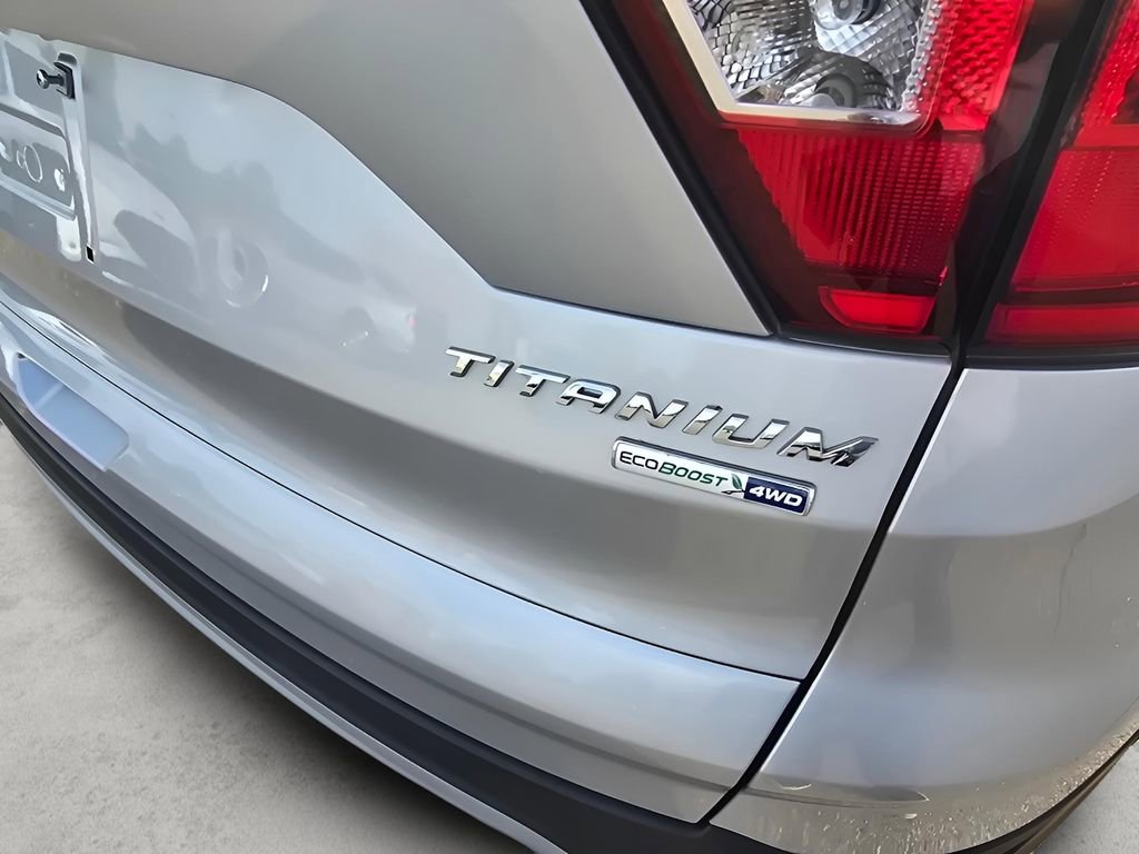 Used 2019 Ford Escape Titanium AWD/4WD image 19